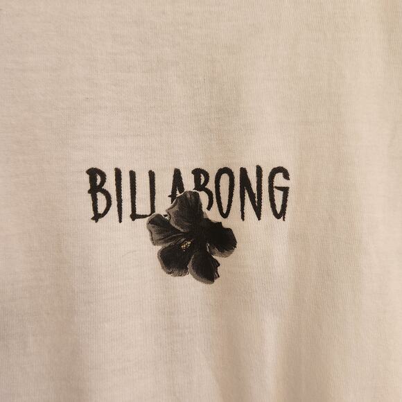 Billabong Men's Size X-Small Black/White Flower Crown Skull T-shirt New - Picture 3 of 5